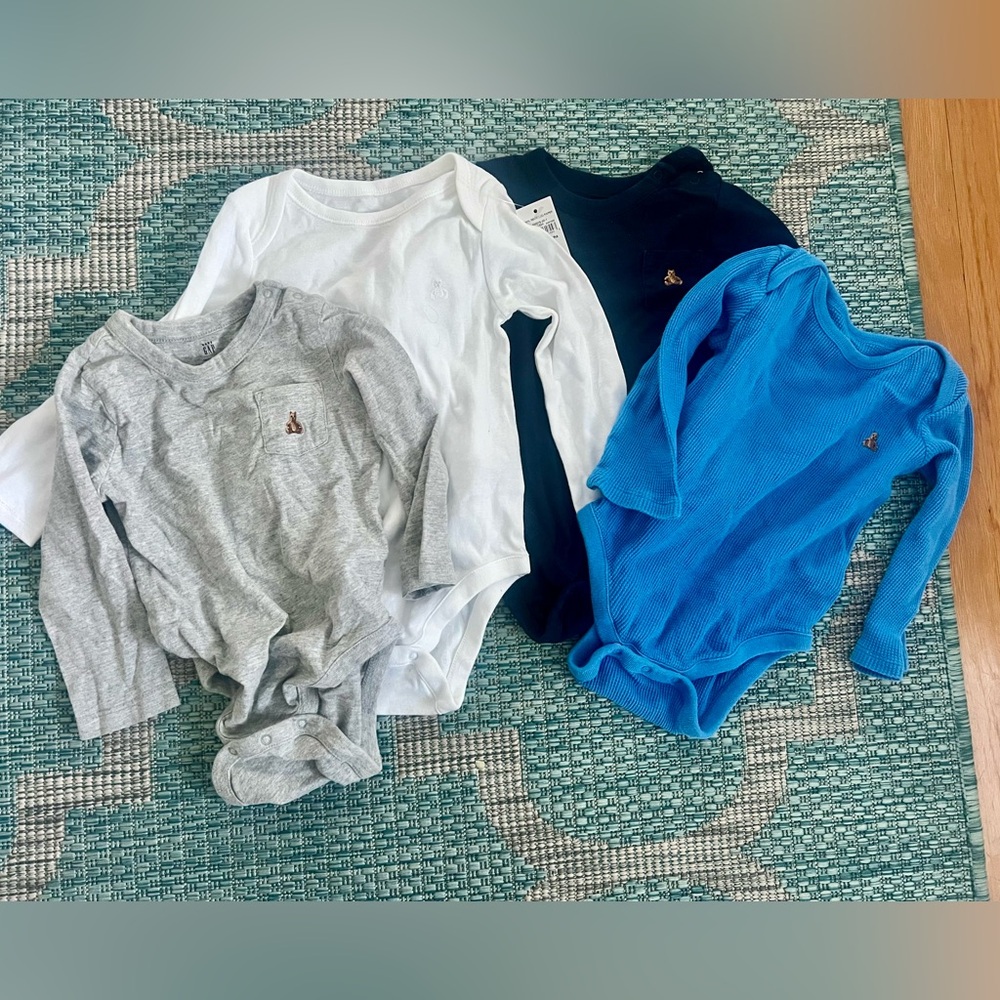 GAP Kids Long Sleeve onesie / Bodysuit Set - White (NWT), Gray, Blue, Navy.